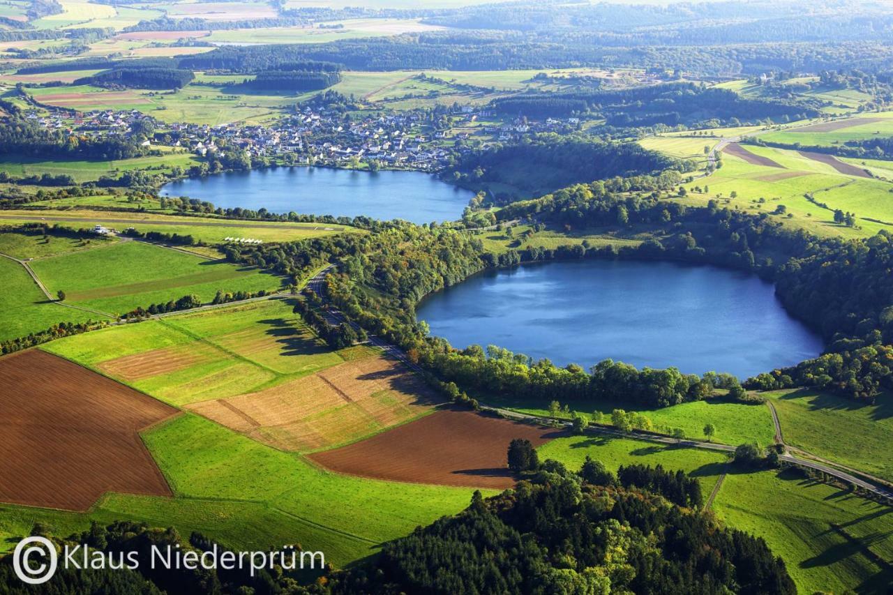Ferienwohnung Welcome Mit Seeblick Schalkenmehren Eksteriør billede
