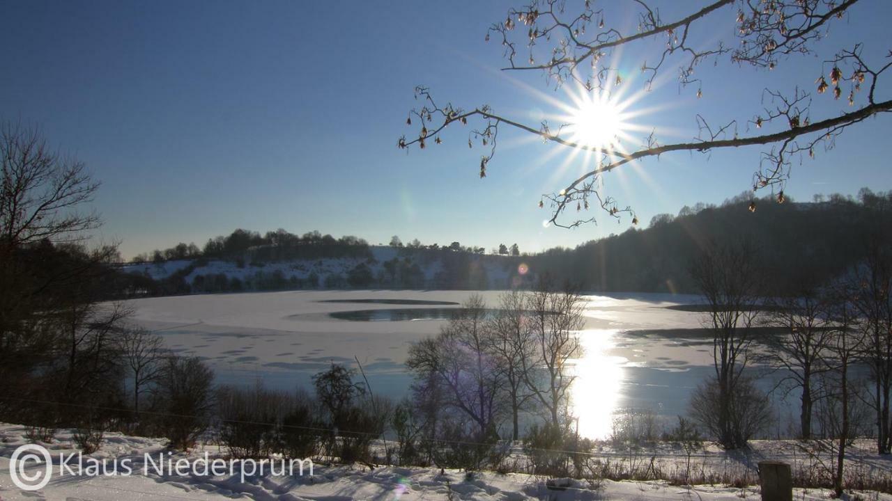 Ferienwohnung Welcome Mit Seeblick Schalkenmehren Eksteriør billede
